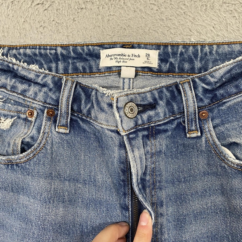 Abercrombie 90s Relaxed Jeans Womens 28 High Rise Curve Love Blue Stretch Denim - Picture 4 of 14